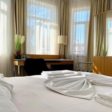 Corso Hotel Ефорие Суд Екстериор снимка