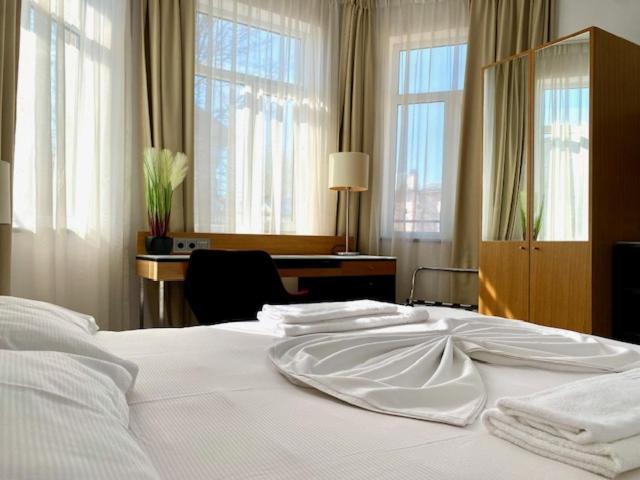 Corso Hotel Ефорие Суд Екстериор снимка