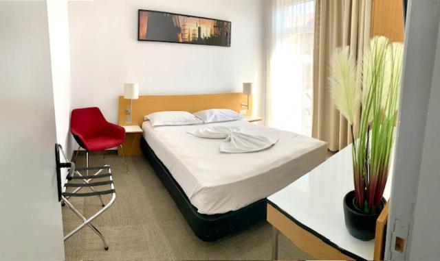 Corso Hotel Ефорие Суд Екстериор снимка